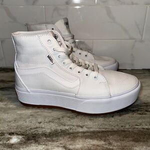 VANS‎ SK8-Hii PLATFORM High Top Sneakers Womens Sz 9.5 NEW Tapered Stacked White